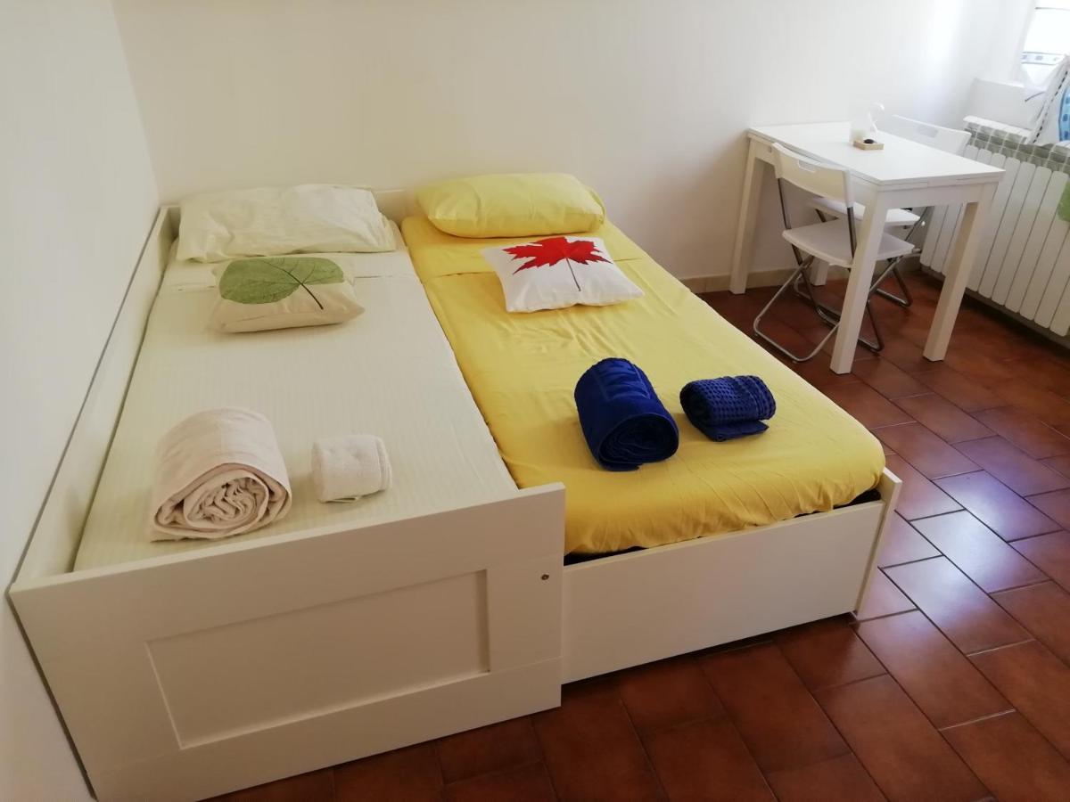 Over The Rainbow - Cozy Studio In The Centre Of Ferrara Lejlighed Eksteriør billede
